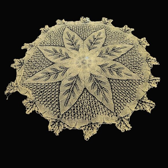 Antique Large yellow doily 24" Knitted Lace Table Cloth Textiles delicate - Picture 2 of 10